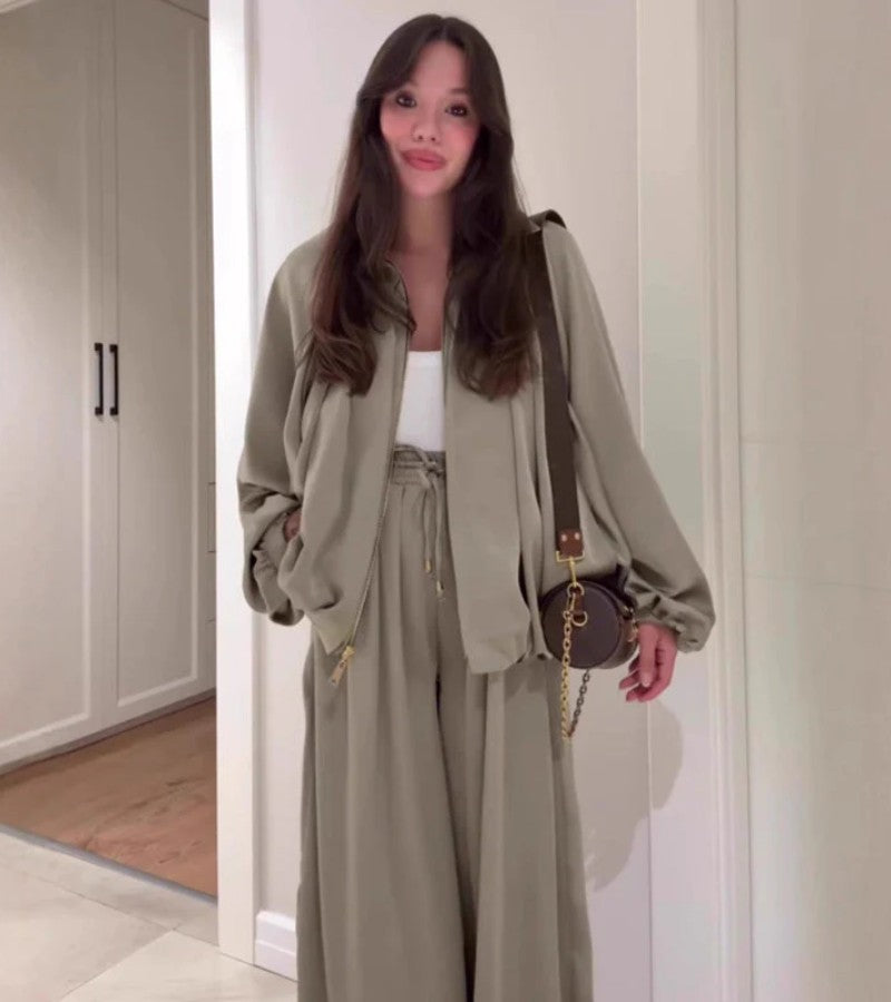 Joanna | Il completo chic e interamente antipiega