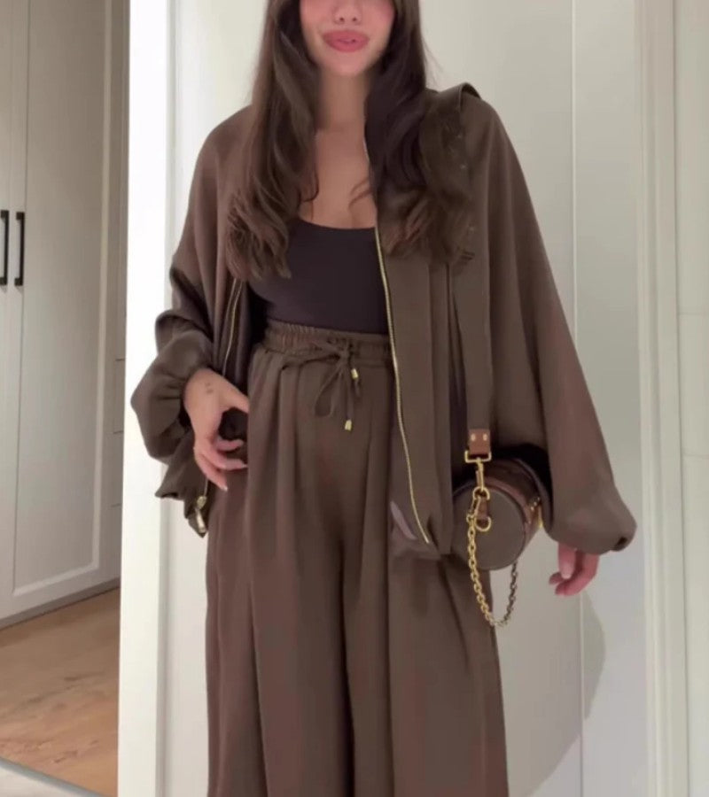 Joanna | Il completo chic e interamente antipiega